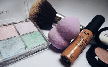 Cosmetic registration in Indonesia (source:pexels)