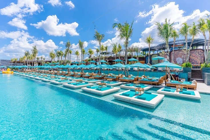 12 Best Bali Beach Clubs for Tourists: Your Ultimate Guide